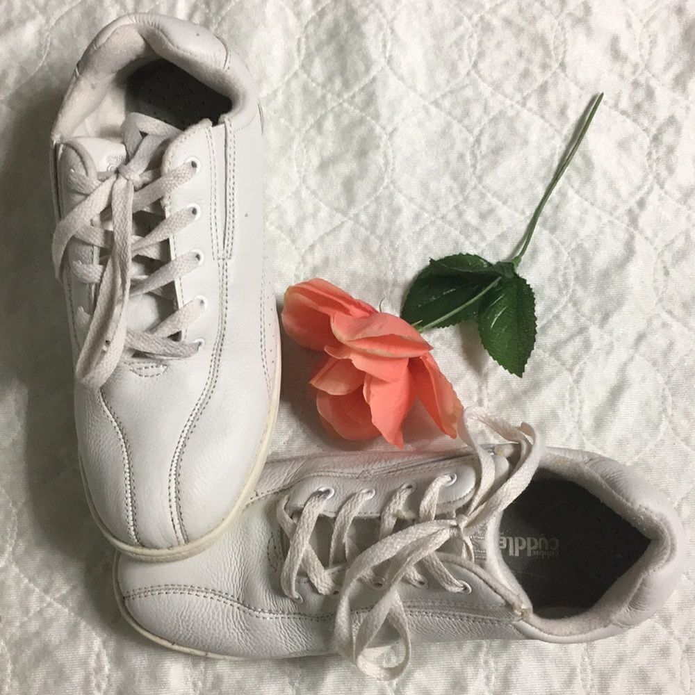 Cobbie Cuddlers Women Sneakers. 8